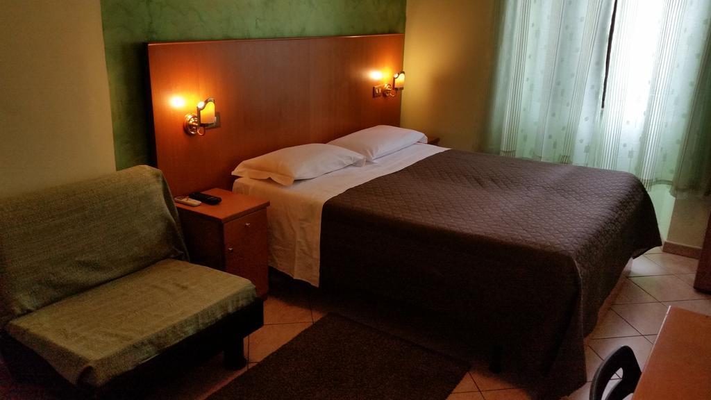 Affittacamere Volusia House Róma Szoba fotó